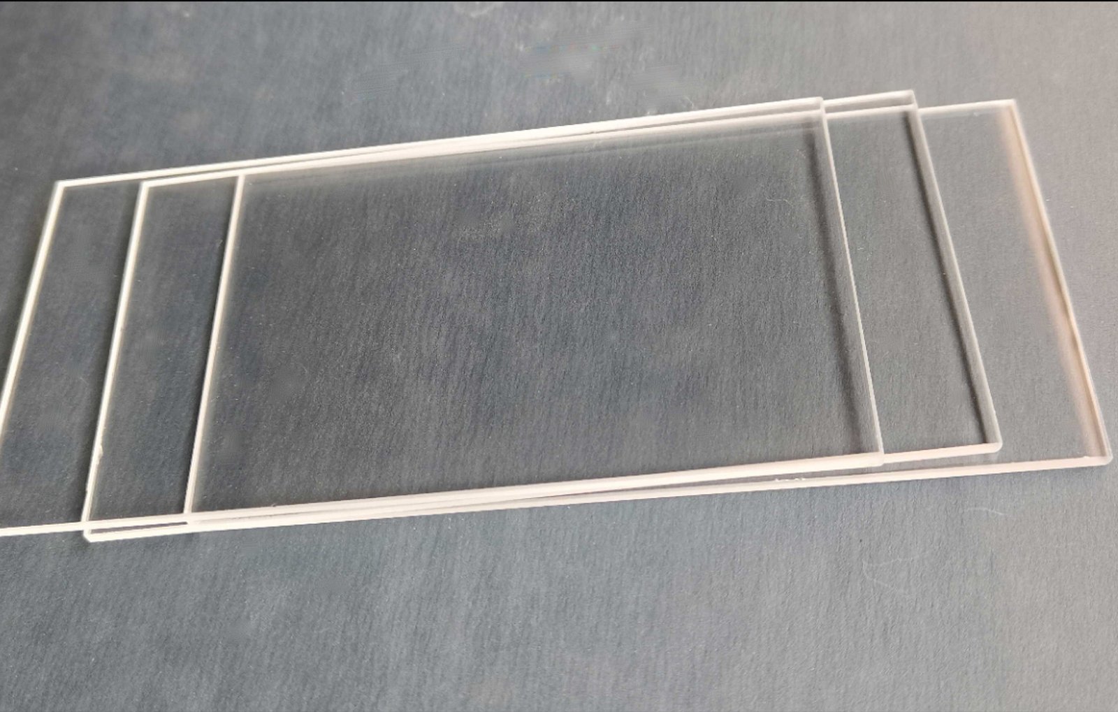 The difference between single crystal sapphire glass and polycrystal sapphire glass 1