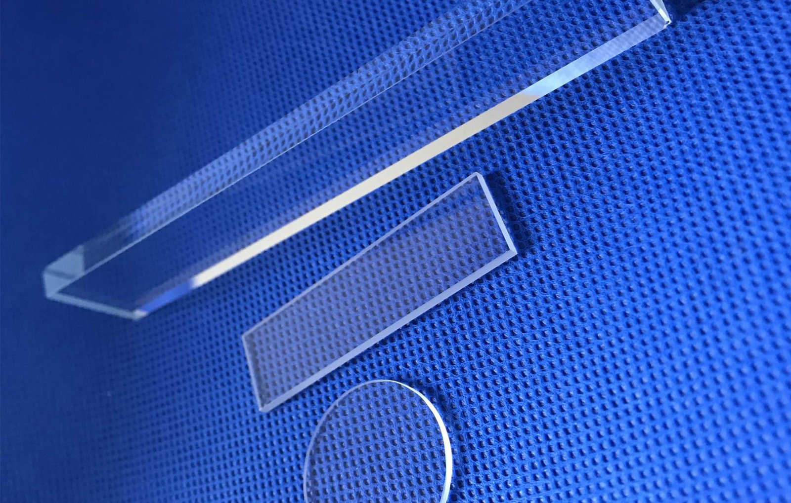 The spectral characteristic of quartz glass JGS1:JGS2:JGS3