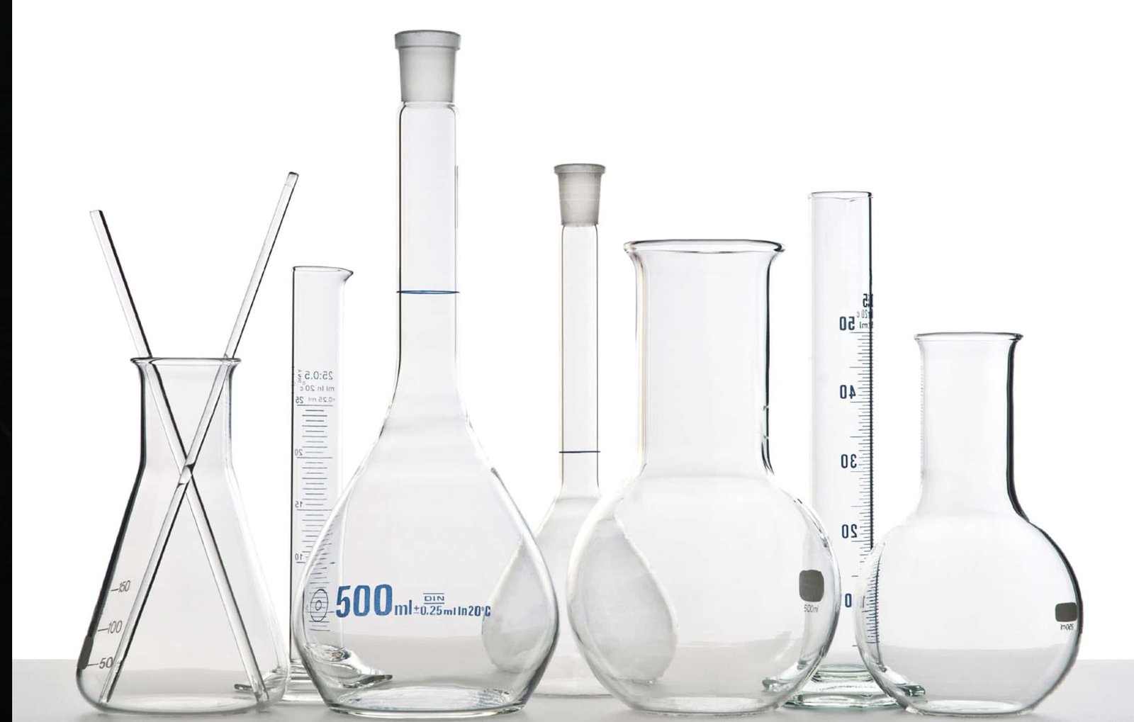 Why is quartz glass the most suitable material for processing laboratory glassware
