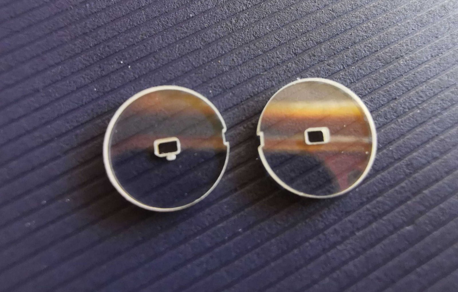 The effect of coating on improving the transmittance of sapphire glass