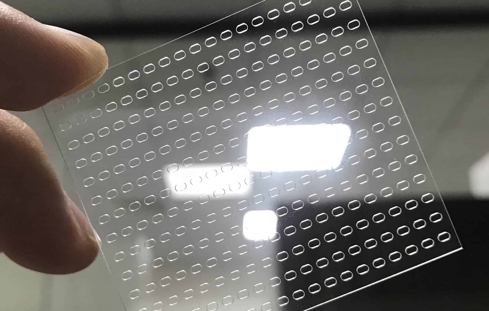 The historical development and modern application of sapphire glass