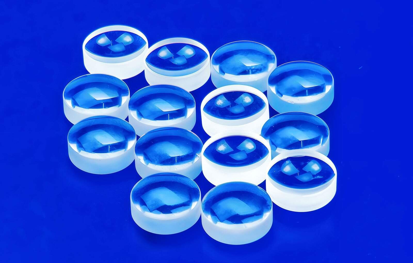 Strategies for High-Efficiency Processing and High-Precision Measurement of Ultraviolet Quartz Lenses