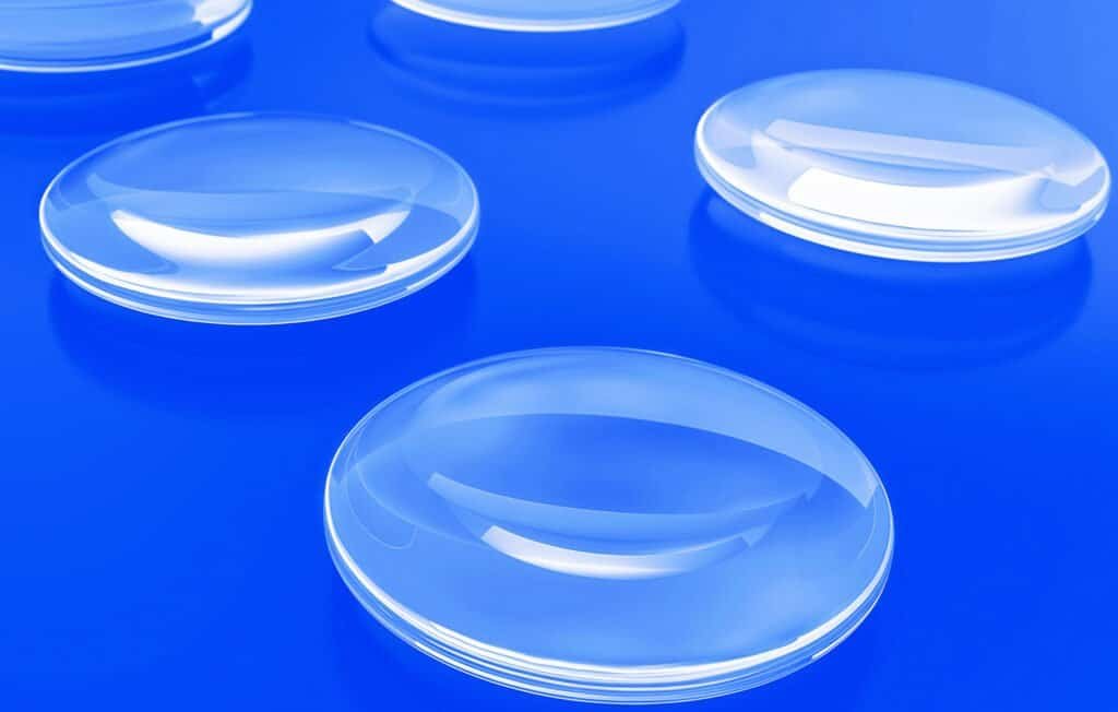 Environmental Requirements for the Fabrication of Optical Lenses